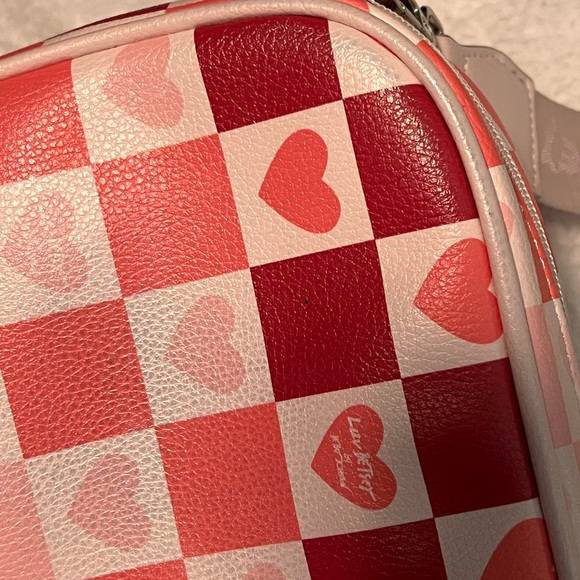 💕Host Pick💕Betsey Johnson Pink Checker Heart Crossbody Bag - Picture 13 of 15